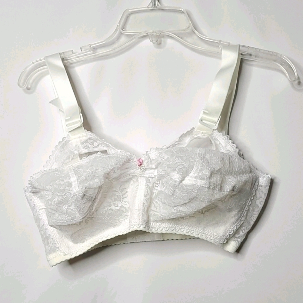 Ardyss white lace maternity breast feeding bra